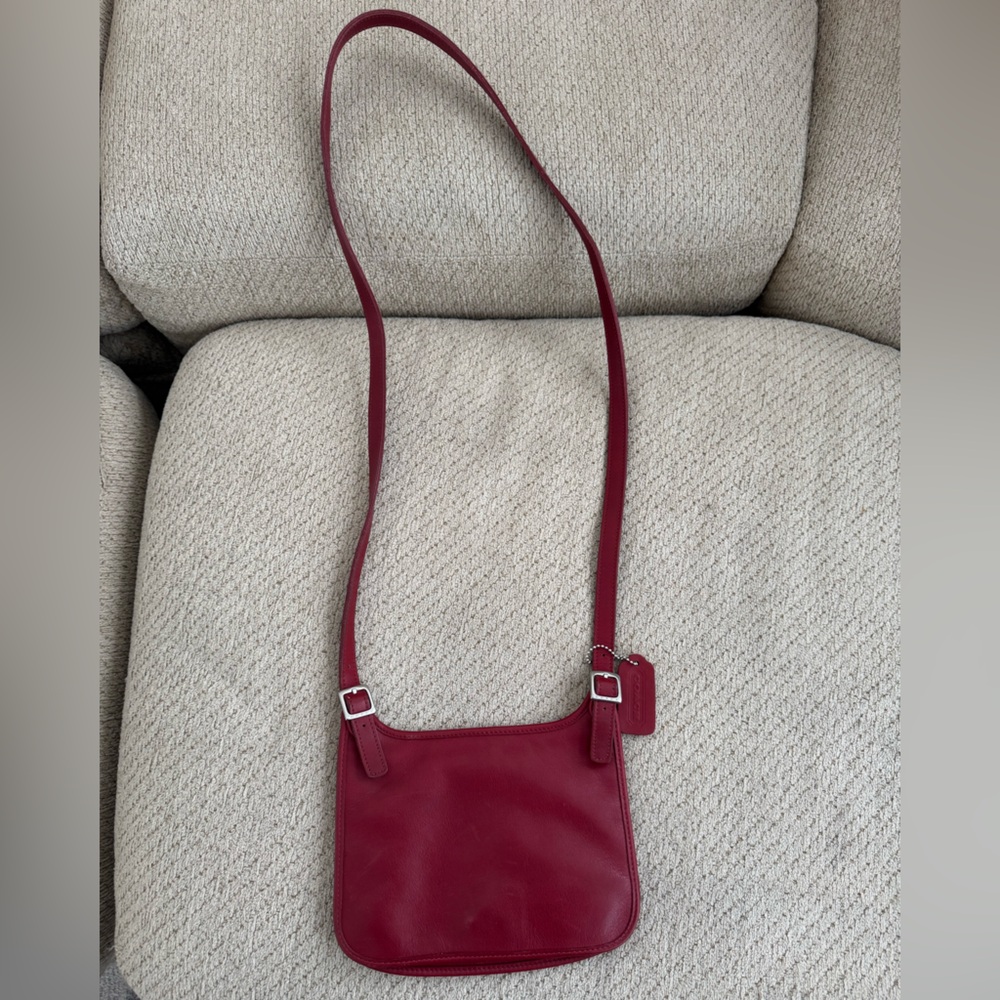 Coach Red Mini Hippie Flap Slim Saddle Bag 9142 Costa Rica Leather Shoulder Bag - Picture 4 of 7